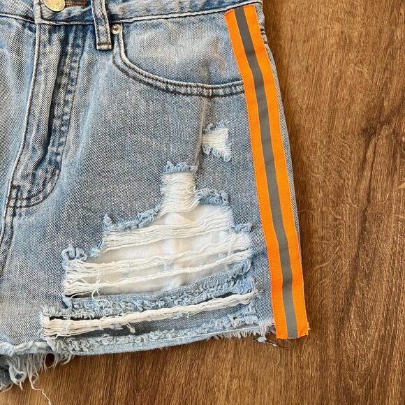 Signature 8 | Ultra High Rise Orange Reflective Distressed Jean Shorts Sz S - Picture 2 of 8